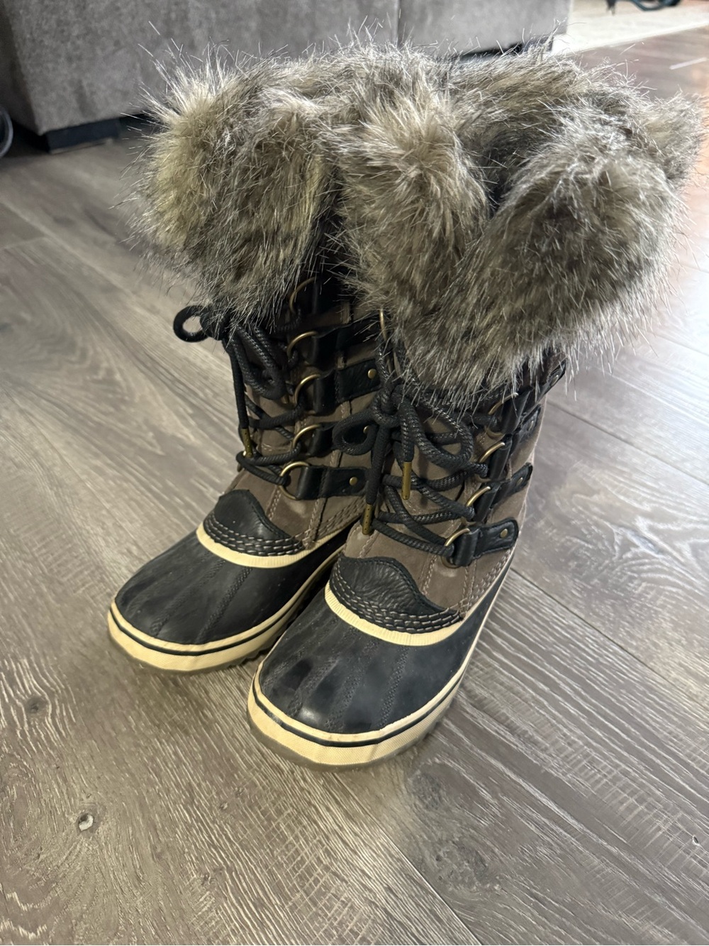 Sorel Brown and Black Faux Fur Winter Rain Boots